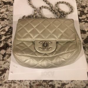 Chanel shoulder bag
