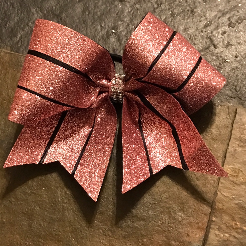 Cheer bow