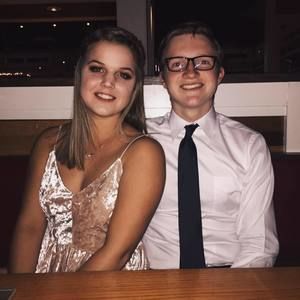 Meet your Posher, Skylar