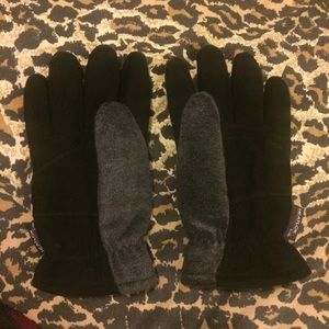 Brand new, never worn Ozero gloves