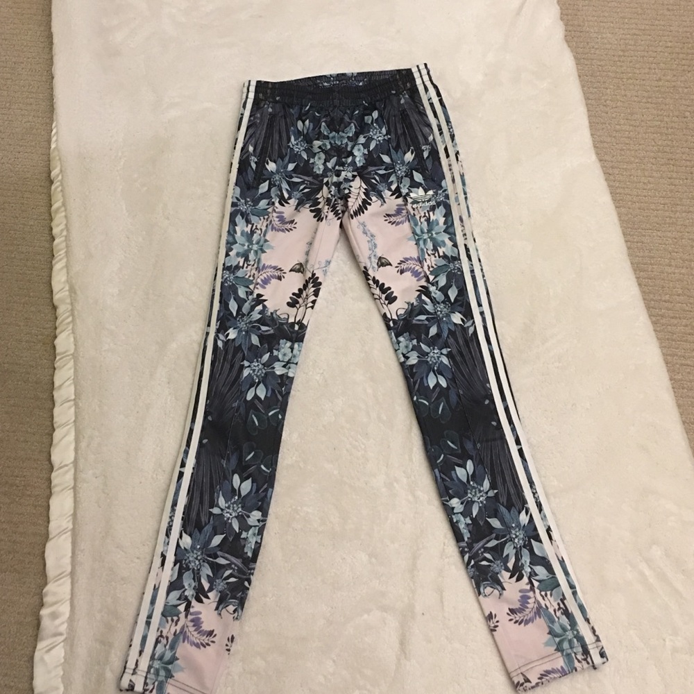 Adidas sweat pants size xsmall