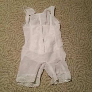 *SOLD* ARDYSS body magic