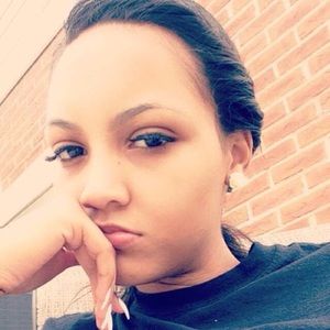 Meet your Posher, Savanna