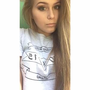 Meet your Posher, Alexis