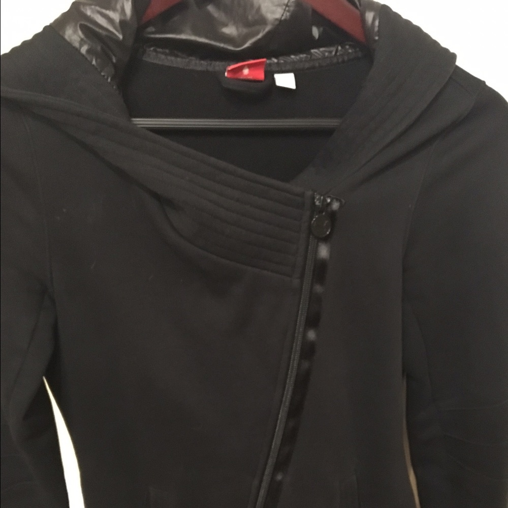 Size xs PUMA side zip hooded sweater