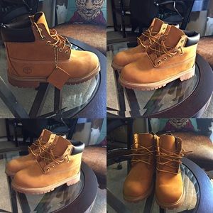 Wheat Tims Great Condition