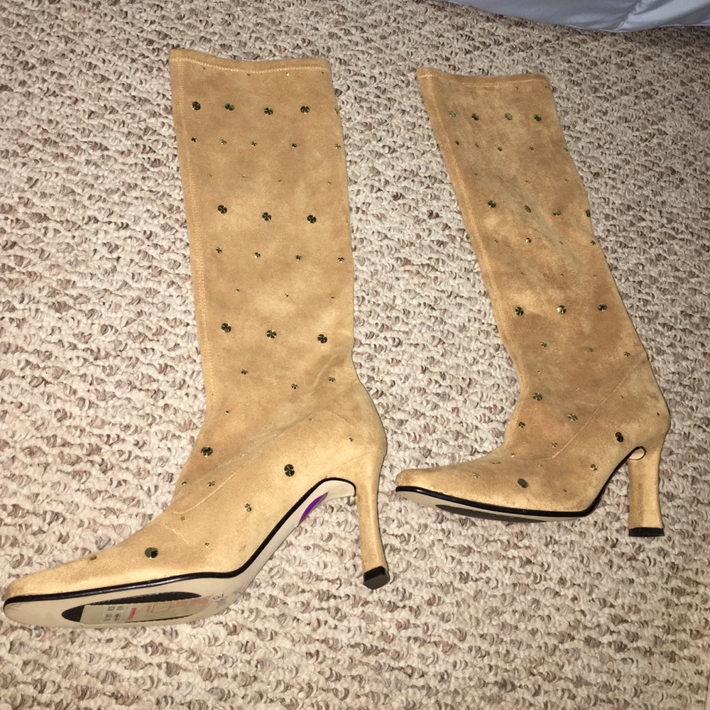 Tan suede heels