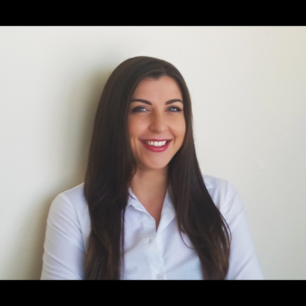 Meet your Posher, Shana