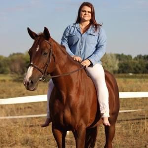 Meet your Posher, Emma