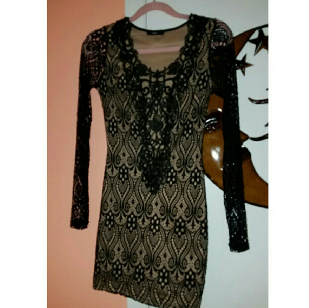 Dress - Picture 2 of 2