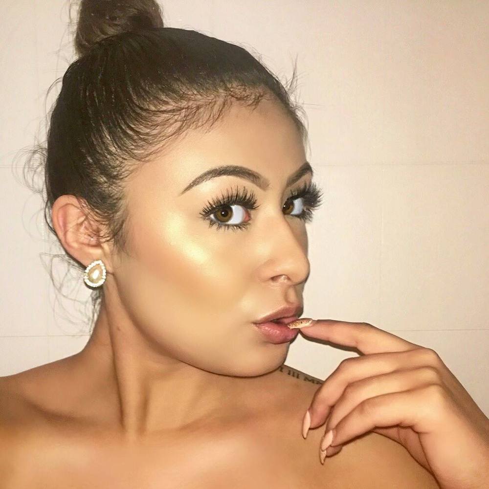 Meet your Posher, Jasmine