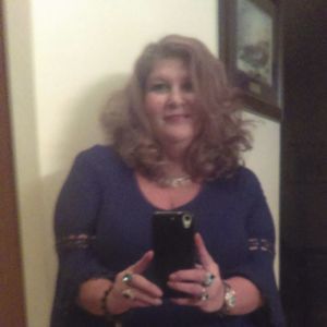 Meet your Posher, Saundra