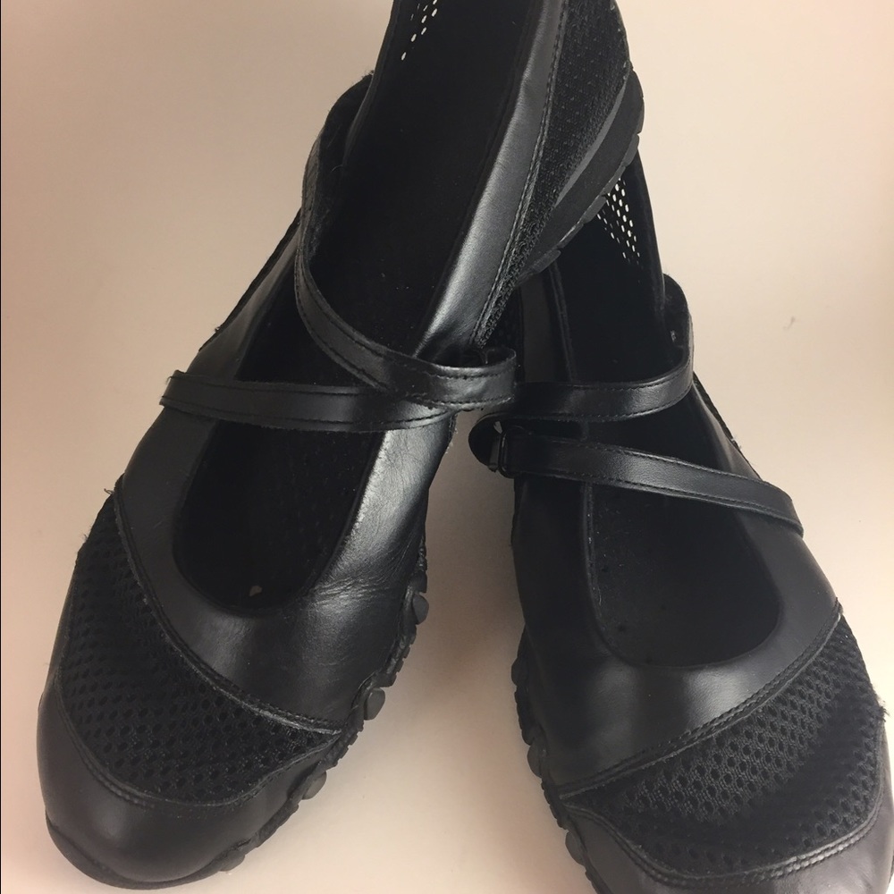Skechers black flats size 9. Mesh and Velcro