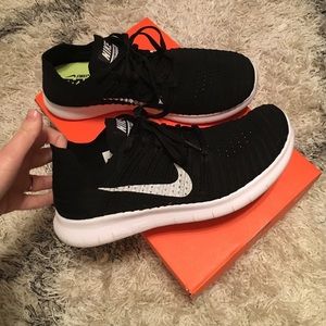 Nike Free Run Fly Knit