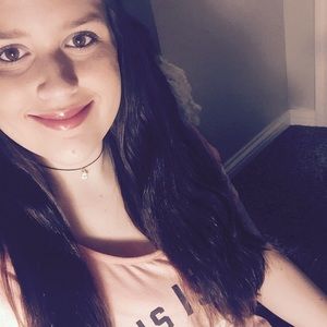 Meet your Posher, Mackenzie