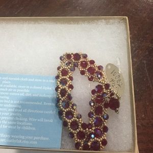 7 1/2 " beautiful beaded bracelet