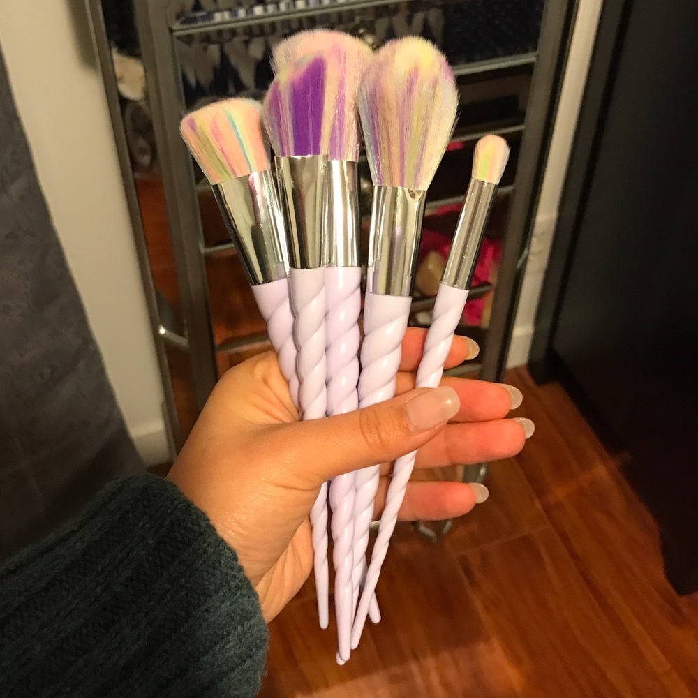 Unicorn makeup brushes