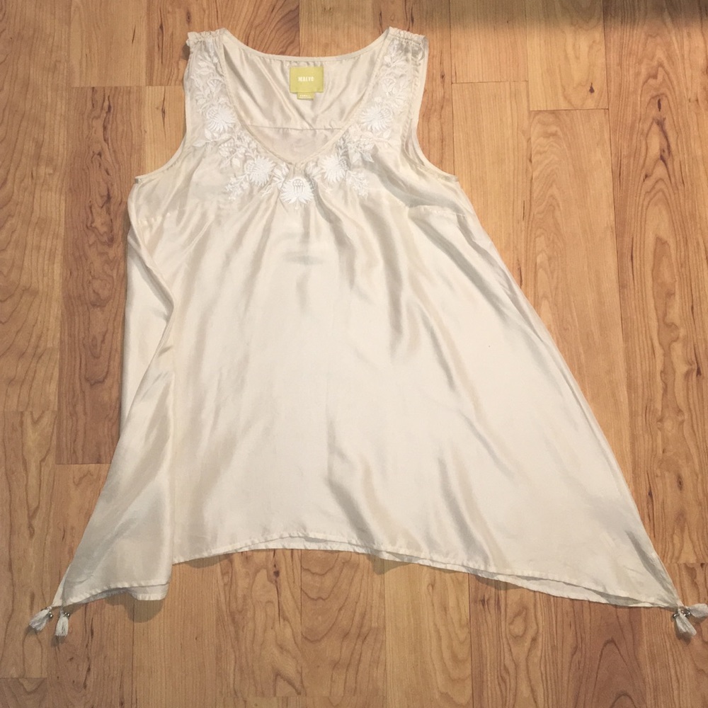 100% Silk Anthropologie Maeve Cream Sleeveless Top