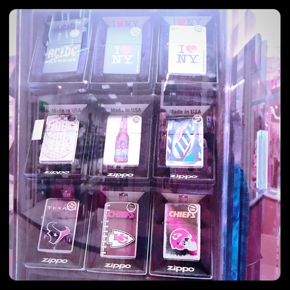 Zippo High Polish Lighter