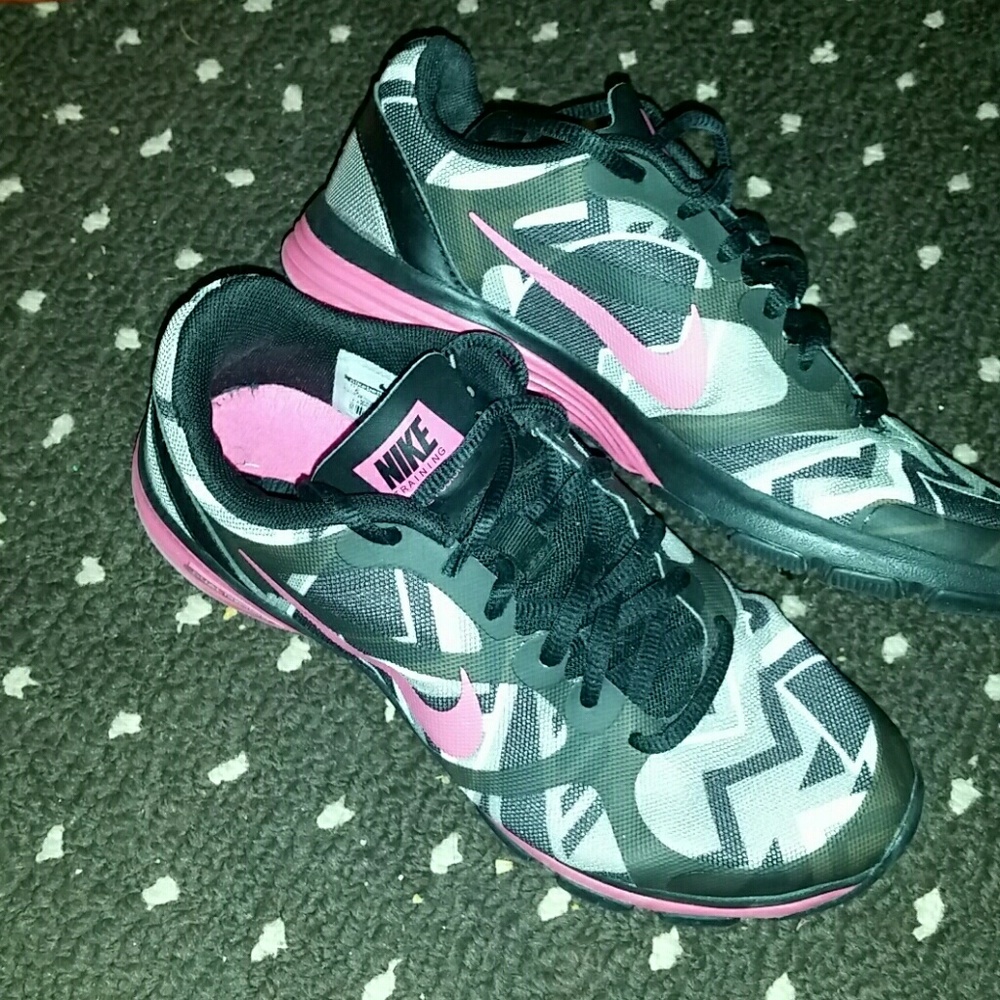 Nike dual fusion 🚫🚫hold for trade🛇🛇🚫