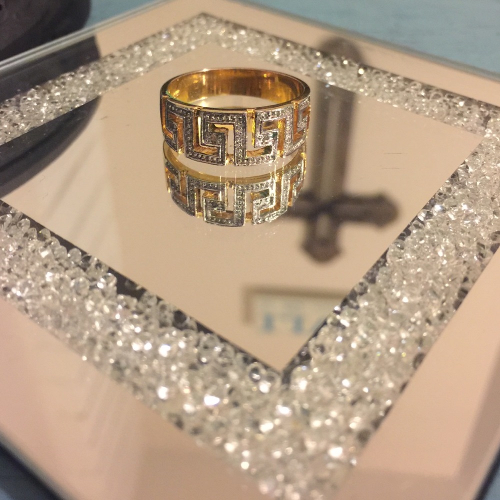 Two tone ring