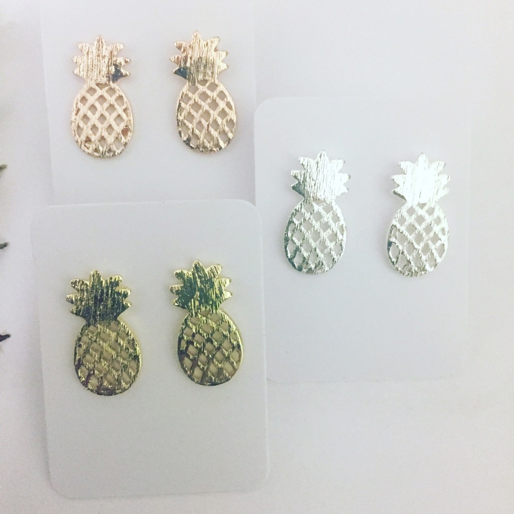 Pineapple Earrings - Picture 4 of 5