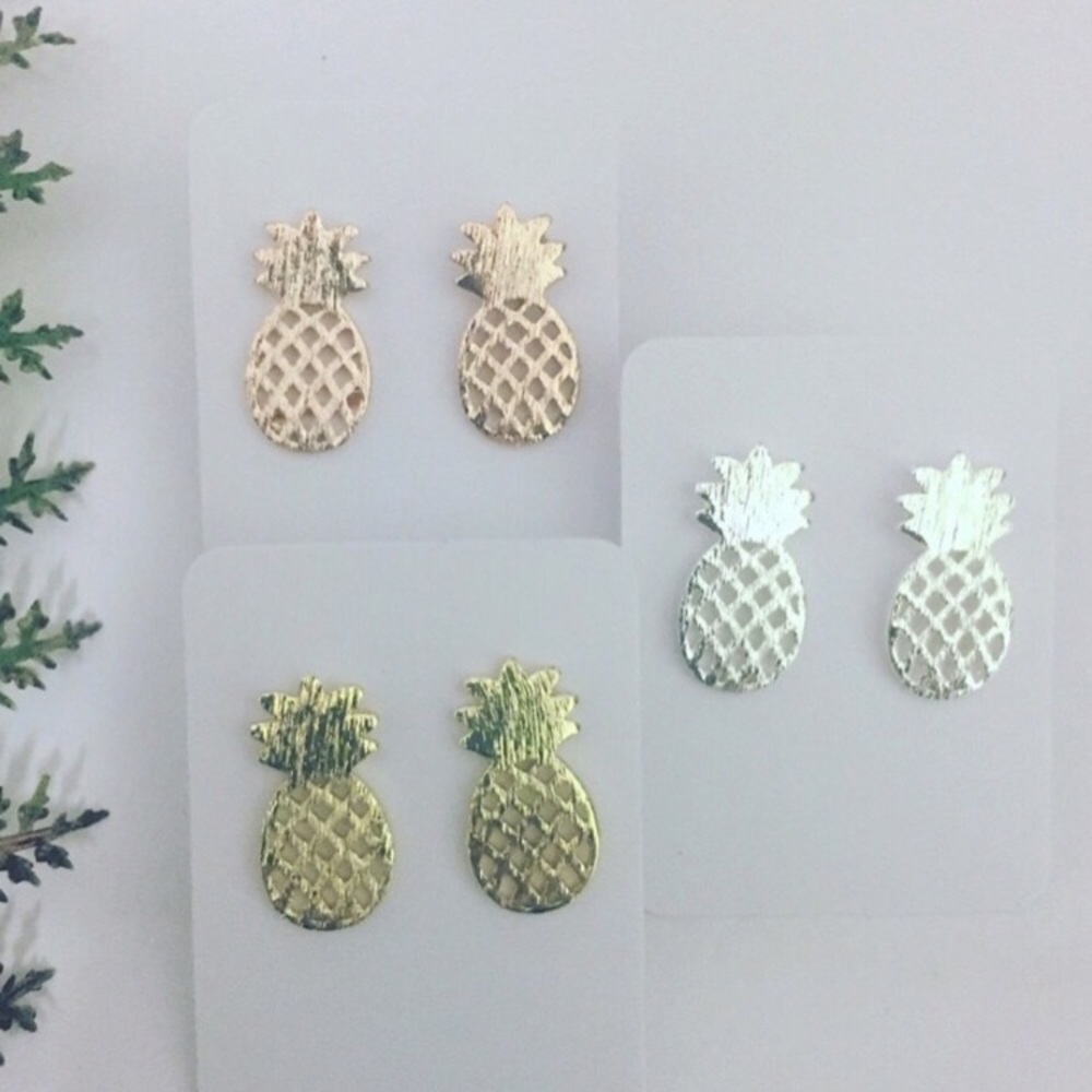 Pineapple Earrings - Picture 5 of 5