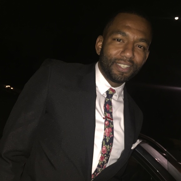 Meet your Posher, Cornell - Picture 2 of 4