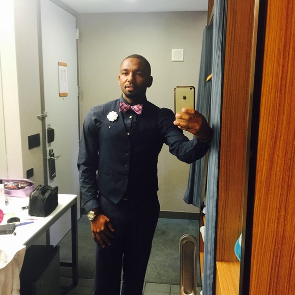 Meet your Posher, Cornell - Picture 3 of 4