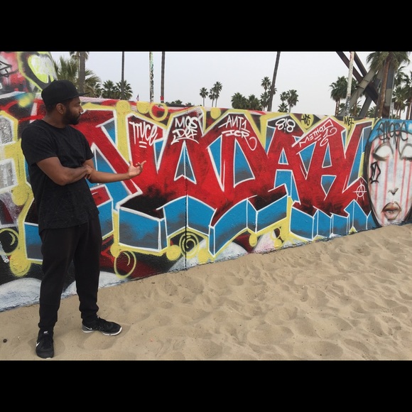 Meet your Posher, Cornell - Picture 4 of 4