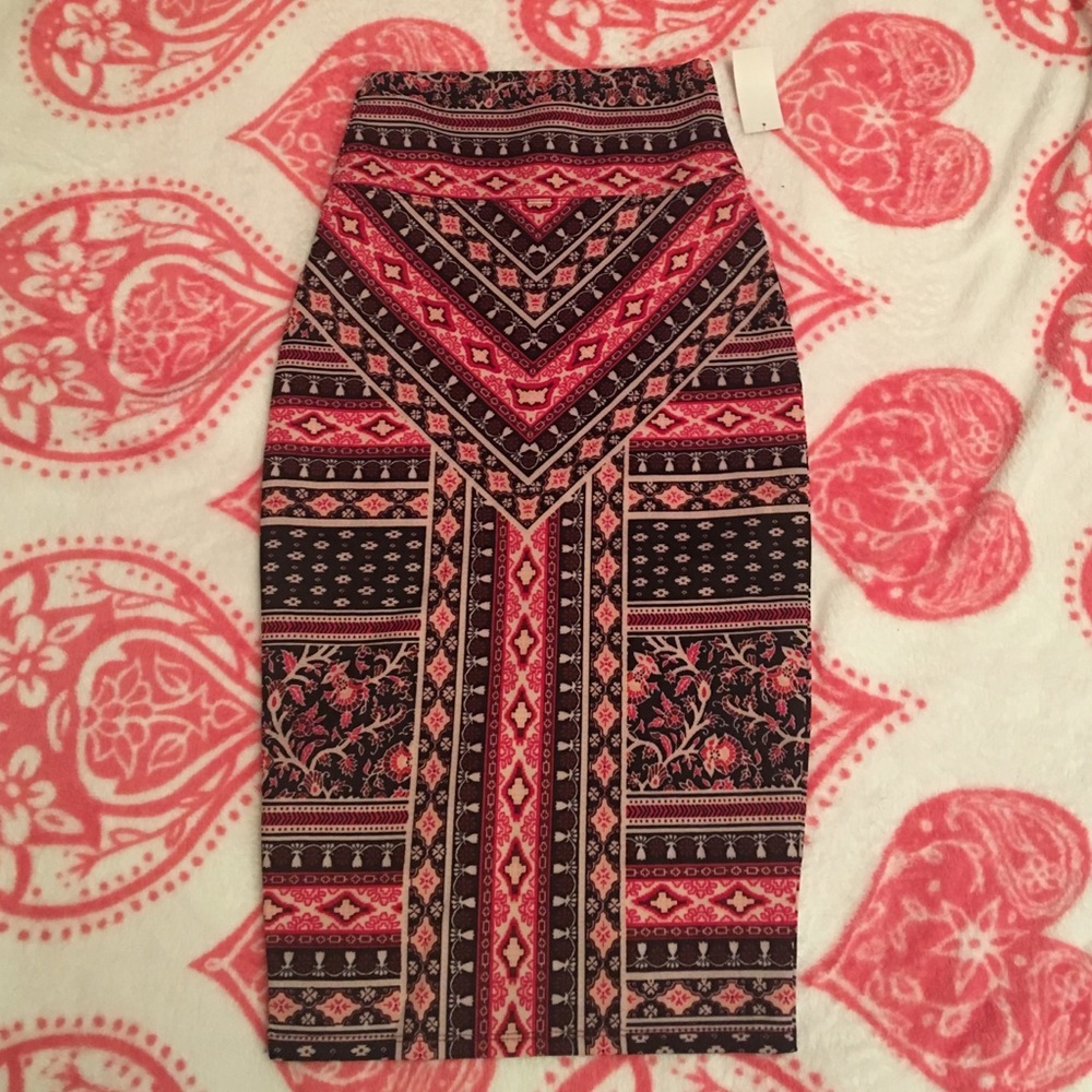 A printed knee length pencil skirt