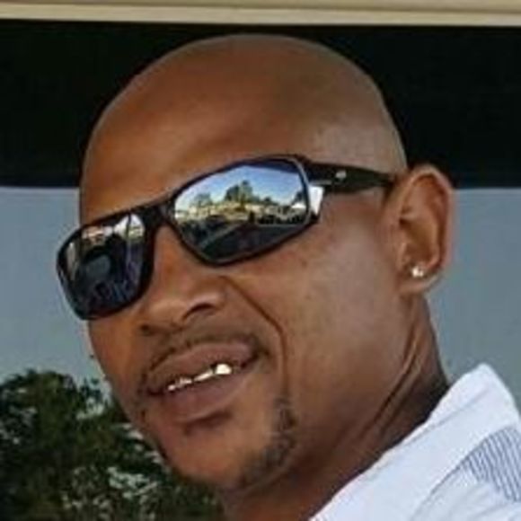 Meet your Posher, Alphonso - Picture 1 of 1