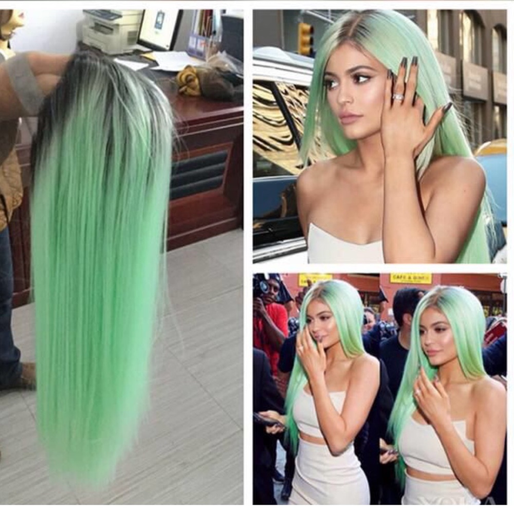 KYLIE JENNER INSPIRED PALE GREEN SILKY LONNNG WIG