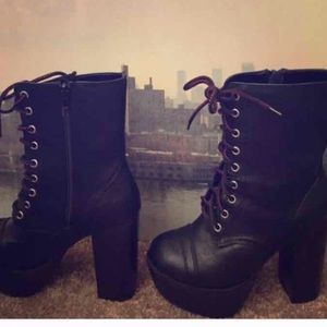 Kendall and Kylie boots