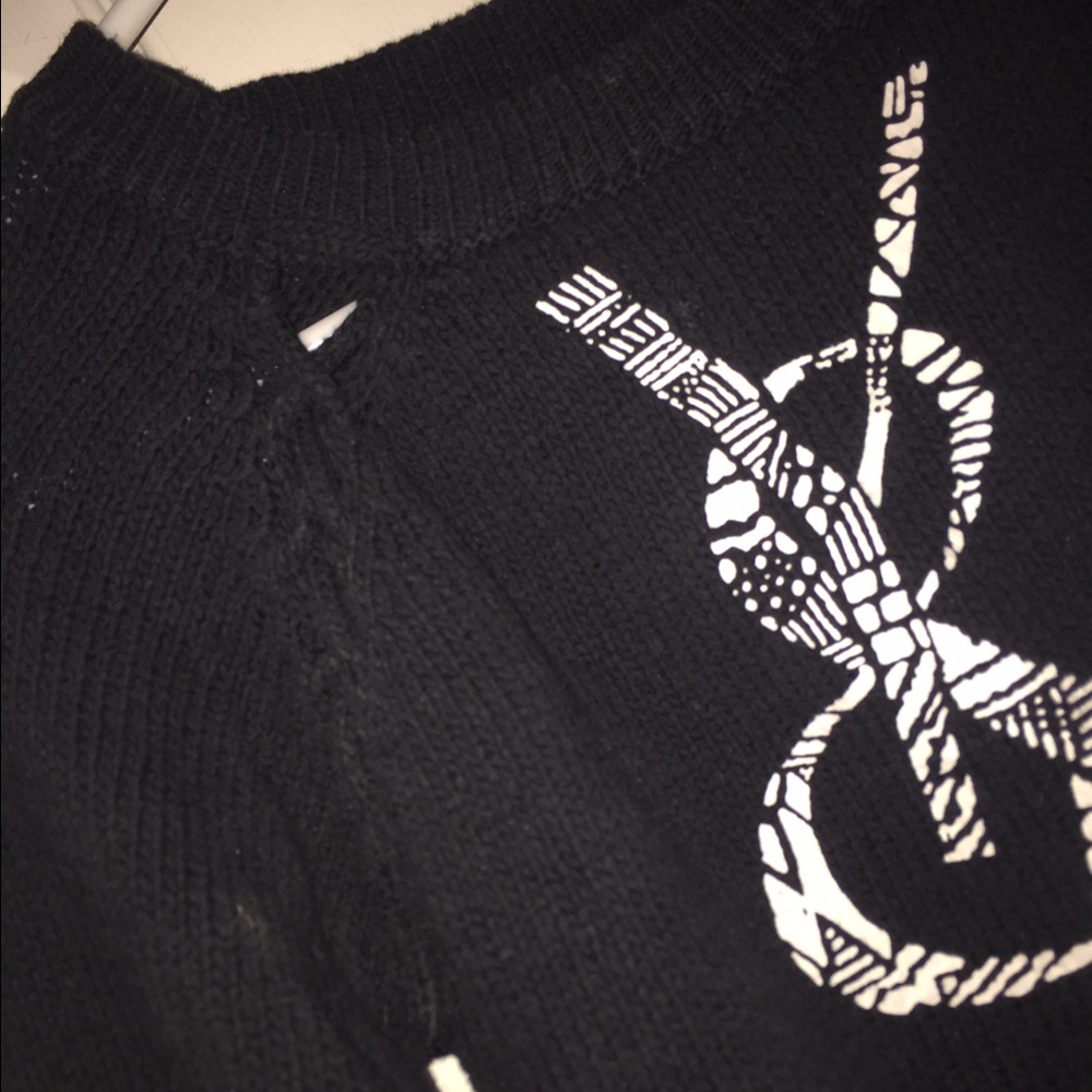 Young and Reckless crop top sweater!