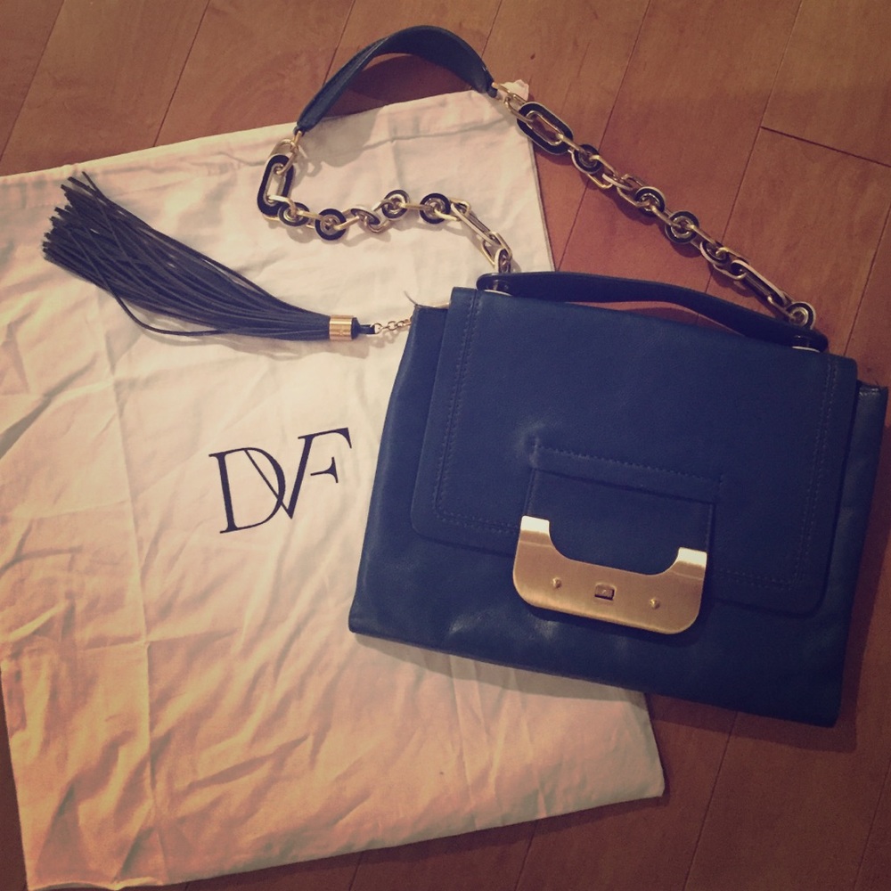 DVF Harper Large Day Bag in Vintage Navy