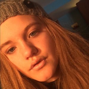 Meet your Posher, Charlotte