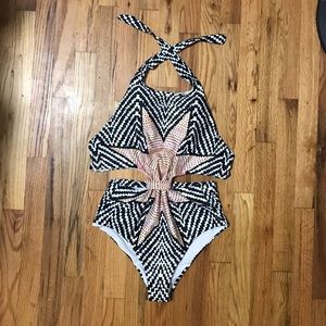 Unique swimmer