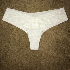 VS Pink seamless thong NWT