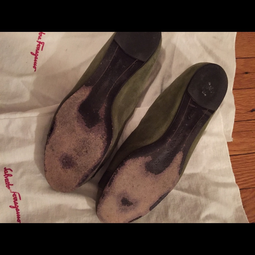 PRICE DROP!! Salvatore Ferragamo Suede Flats - Picture 2 of 3
