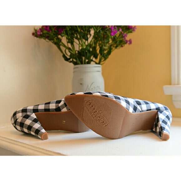 LAST PAIR/Seychelles Blk/White Gingham - SALE - Picture 4 of 4