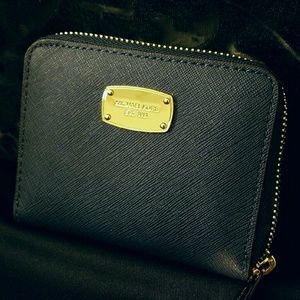 Michael Kors Wallet (unused)