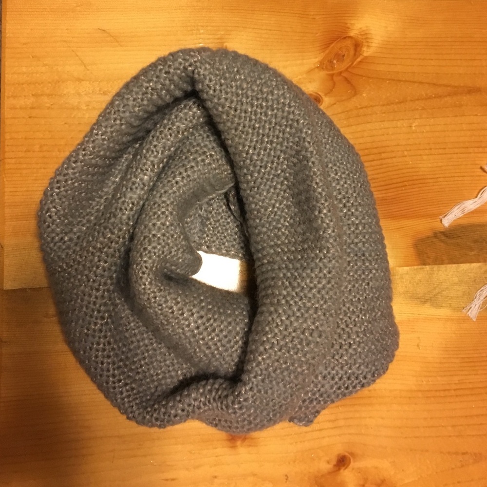Infinity scarf