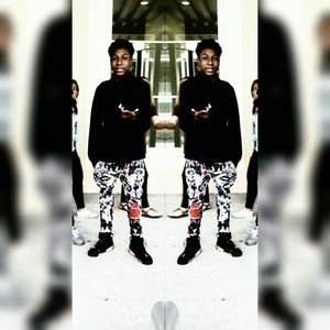 Meet your Posher, Daron