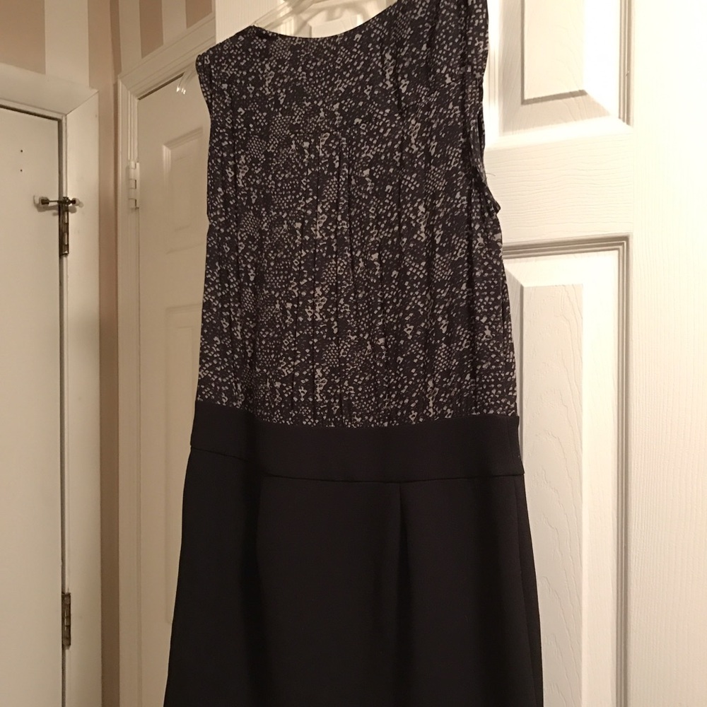 Ann Taylor dress size 10 - Picture 4 of 4