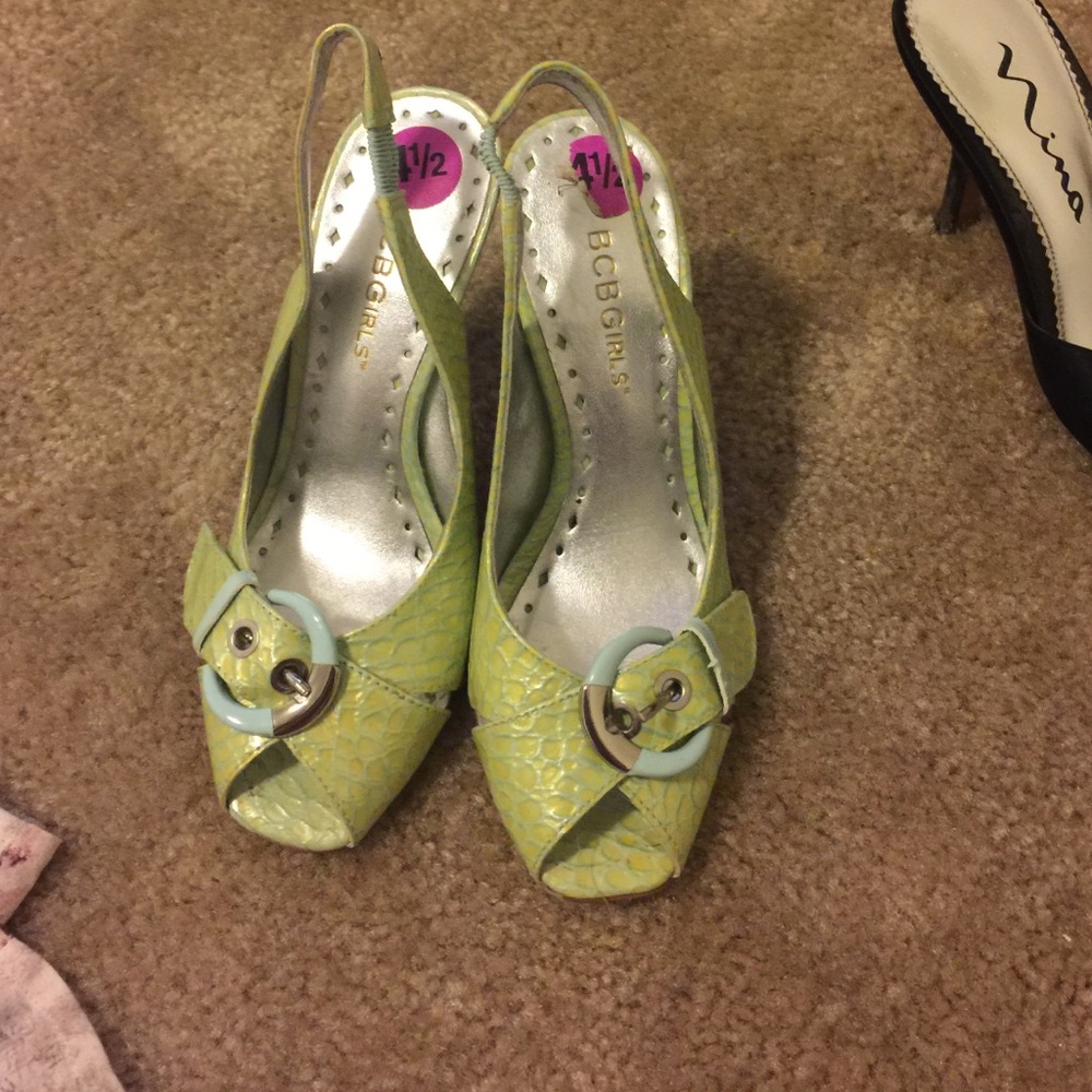 Bcbg shoes