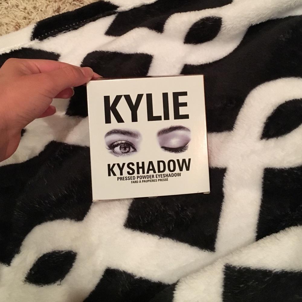 The Kylie cosmetics Bronze Pallets! 100% AUTHENTIC