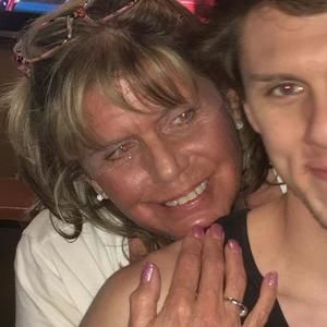 Meet your Posher, Marcia