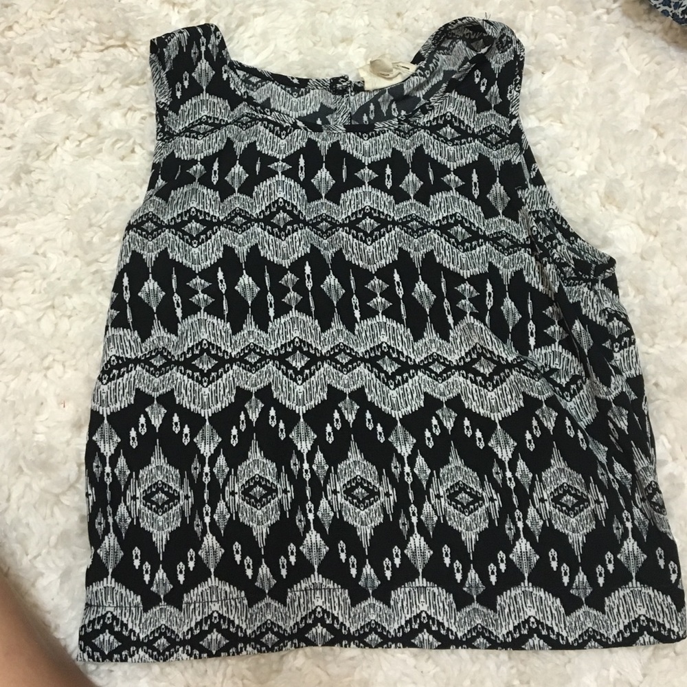 Tribal print sleeveless top