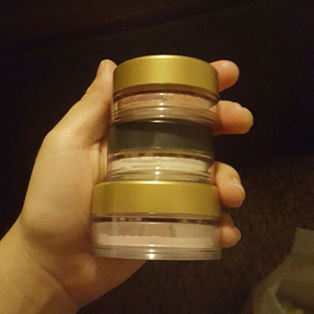 Mineral veil sold as a packet